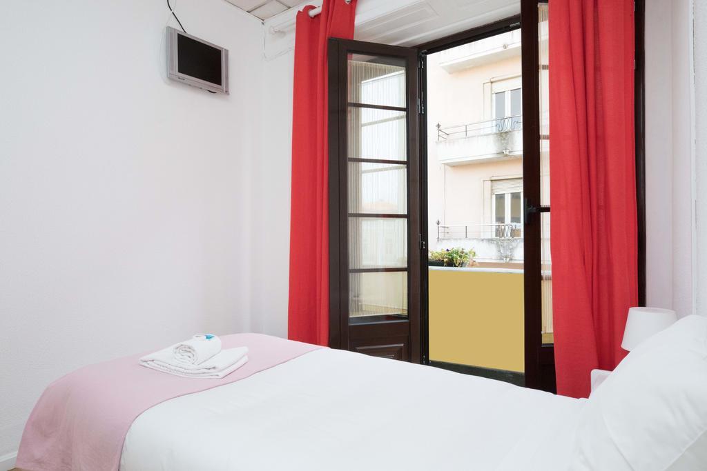 Peters Guesthouse Aveiro Extérieur photo